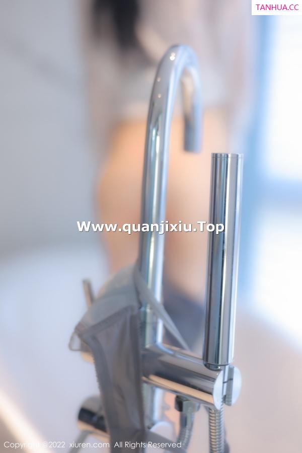 77qiqi  [XiuRen]高清写真图 2022.11.25 No.5909 77qiqi 浴缸美腿第43张图片